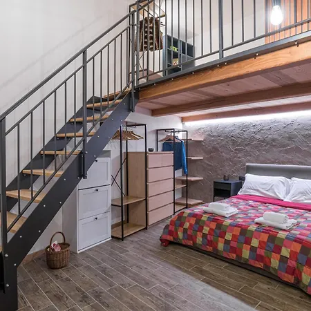 Guesthost - Il Cedro - Cozy House For 4 Appartamento *